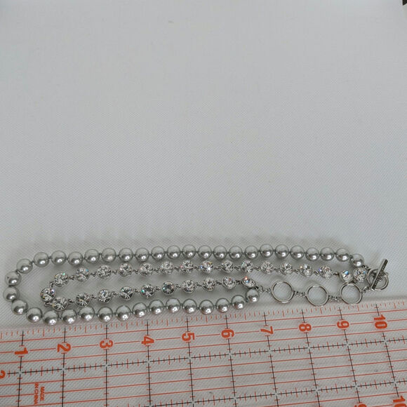 Givenchy Pearl and Rhinestone Crystal Silver Tone Necklace 19" - Picture 6 of 6